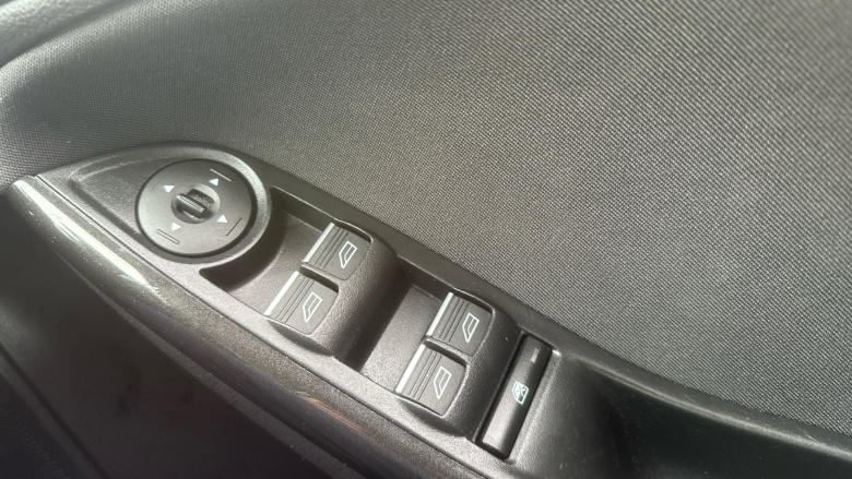 Ford Focus 1.5 TDCi 120 Titanium 5dr Diesel Hatchback